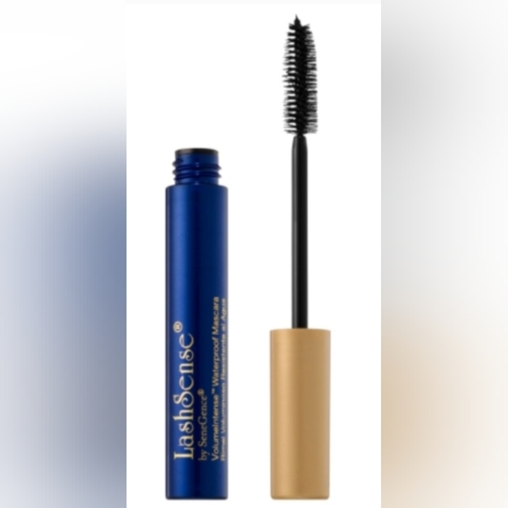LashSense Bloom Box & VolumeIntense Waterproof Mascara - Picture 4 of 4